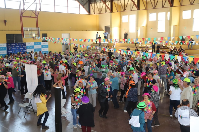 Mas 500 personas mayores de San Esteban celebraron llegada de la primavera