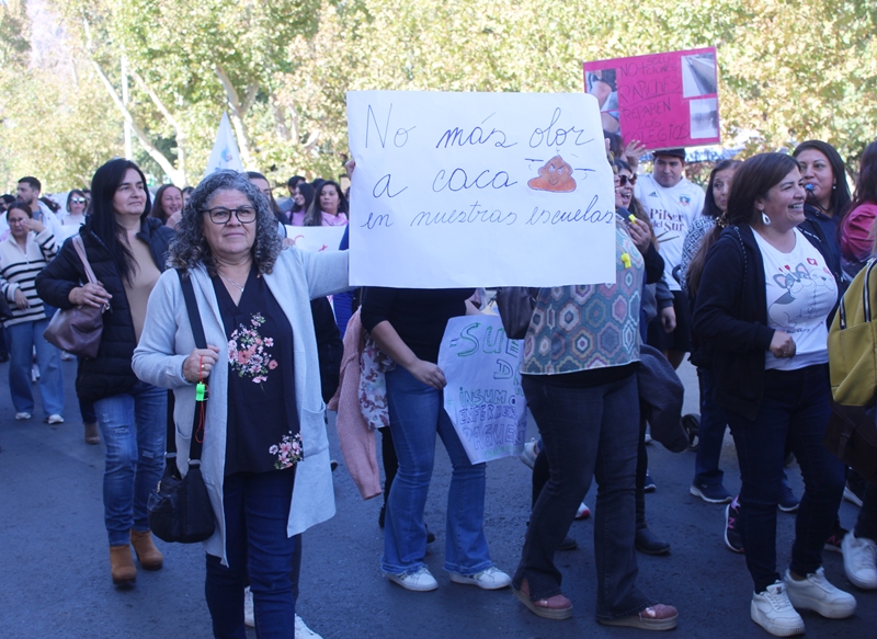 Andes On Line Profesores Y Trabajadores De La Educaci N Exigen A Las