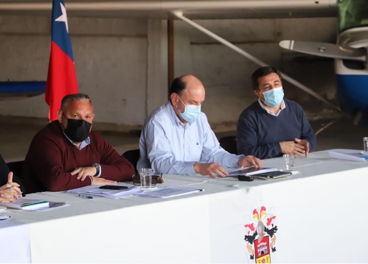 Andes on line | Tras reunión del Ministro de Obras Públicas con el ...